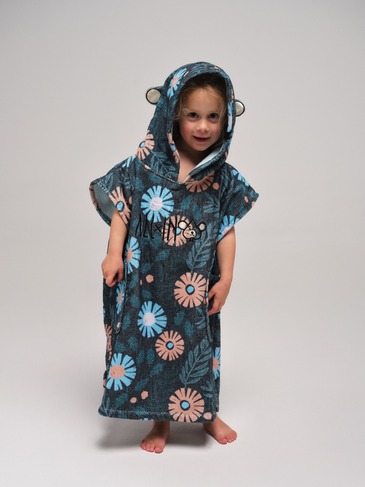AI-PBCREWS25-FLORAL-BLUE