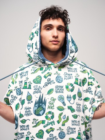AI-PVCREWS25-ECO
