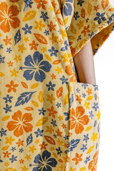 AI-PVCREWS26-FLORE-BLUE