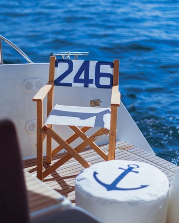 SB82246BLEU